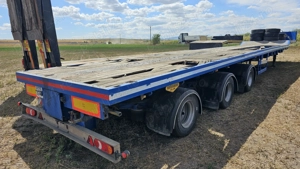 Semiremorcă extensibilă la 46 m Broshuis 3 axe