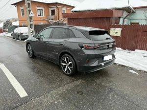 Volswagen ID 4 electric 4x4 GTX 300 cp, proprietar de noua