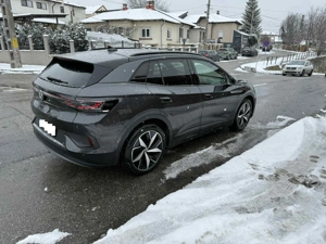 Volswagen ID 4 electric 4x4 GTX 300 cp, proprietar de noua - imagine 3