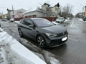 Volswagen ID 4 electric 4x4 GTX 300 cp, proprietar de noua - imagine 4