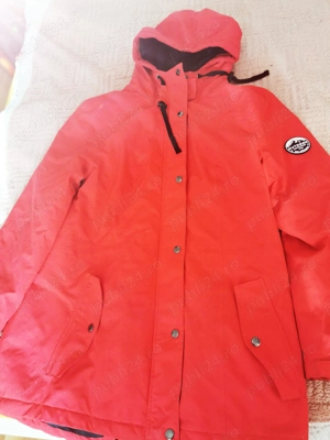 Canadiana de dama, impermeabila mărimea 46-48, culoare rosu aprins, nepurtata, potrivită pt schis 