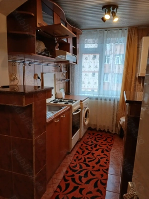 Închiriez apartament cu doua camere  - imagine 5