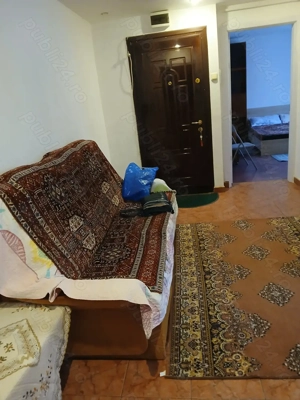 Închiriez apartament cu doua camere  - imagine 2