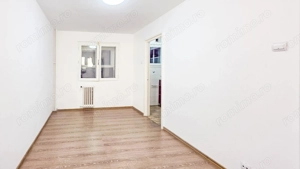 Garsonieră de vânzare - Drumul Taberei - Crinul de Padure nr.5