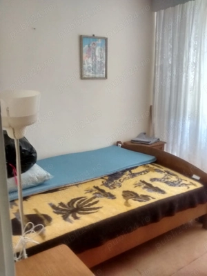 Apartament 3 camere, etaj 2 4, centrală proprie, zonă centrală - lângă Primărie