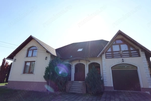 Casa spatioasa si teren de 1500mp Unguras