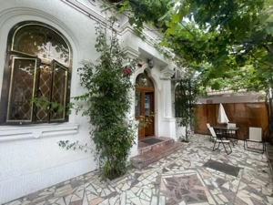 Tomis II , casa IDEAL BIROURI, 3 camere, curte proprie 100 mp.