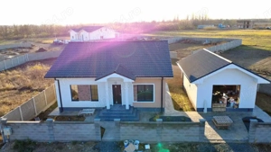 Casa individuala Mosnita Nouă cu garaj de 35 mp