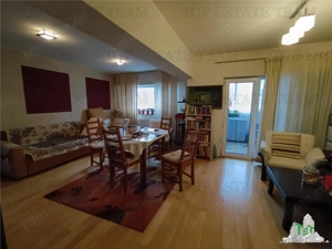 Vanzare apartament  3 camere Titulescu - imagine 2
