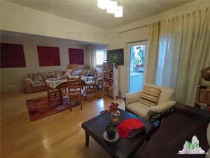 Vanzare apartament  3 camere Titulescu - imagine 3