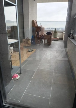 Apartament cu 3 camere, 84 mp, parcare subterana, zona - Tractorul - imagine 3