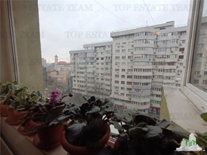 Vanzare apartament  3 camere Titulescu - imagine 6