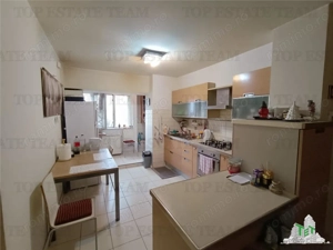 Vanzare apartament  3 camere Titulescu - imagine 12