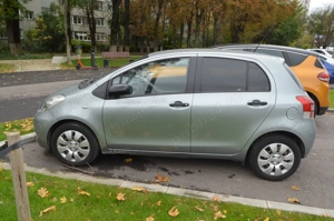 Toyota Yaris an fabricatie 2010 - imagine 3