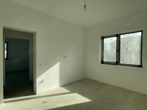 Duplex pe parter 4 camere - Mosnita Noua - imagine 7