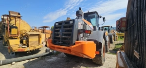 Încărcător frontal Hitachi ZW 180 PL - imagine 2