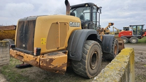 Încărcător frontal CASE 1021 F - imagine 4