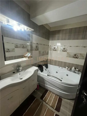 Apartament 2 camere, zona Hotel Europa - imagine 7