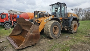  Încărcător frontal CASE 1021 G - imagine 3