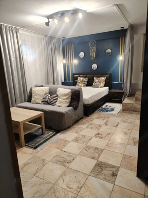 Garsonieră spațioasă la vilă de închiriat Berceni