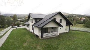 Pensiunea Freya e De Vanzare! 10 camere, 21ari Teren + Cabana A Frame - imagine 4