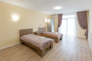 VILA DE INCHIRIAT | 11 CAMERE | 650 MP | ORADEA | BIHOR - imagine 10