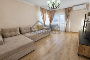 Ultracentral - 3 camere decomandat - 2 băi - 2 balcoane