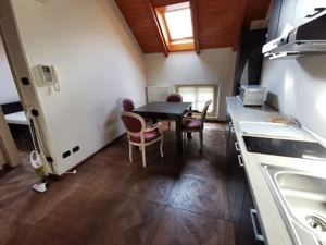 De închiriat apartament 2 camere   zona Piața Unirii 