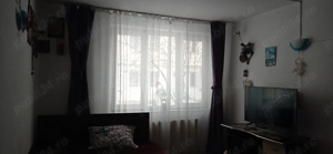 Vând apartament cu 2 camere în oraș Costești  - imagine 3