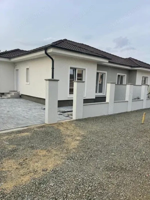 Duplex de vanzare   Mosnita Noua- La cheie