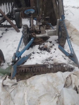 cositoare pe 3 roți  - imagine 3