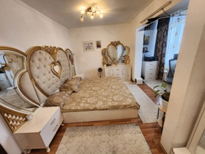 apartament 3 camere, etaj 2 , zona Alunis