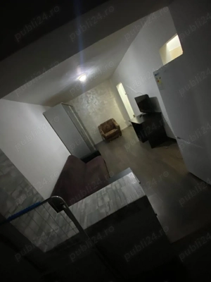 Garsoniera mobilata de inchiriat - imagine 10