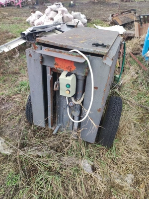 masina de spalat cofraje 