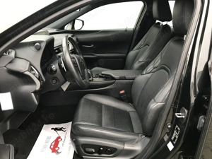 LEXUS UX300e Business - imagine 13