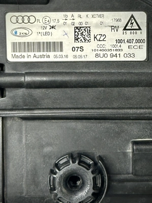 Far LED Audi Q3 Complet - 8U0941034 - in stare foarte buna - imagine 5