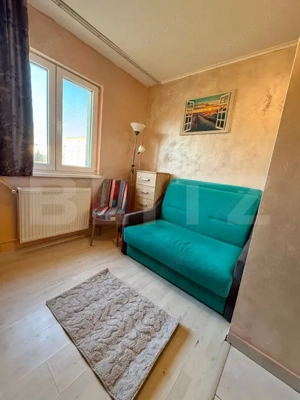 Camera de camin cu baie proprie + loc de parcare 