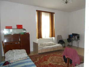 Casa individuala batraneasca, Ianova, 3 camere, 880 mp teren, asfalt, utilitati - imagine 2