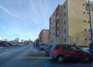 Particular,vând garsoniera 