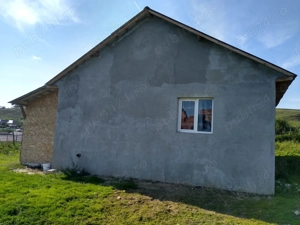 Casa 100mp + Teren 1500mp in Dobromir Vale - imagine 2