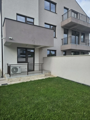 Apartament 3 camere de inchiriat Petrom City sector 1 - imagine 7