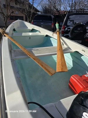 Barca,motor si peridoc