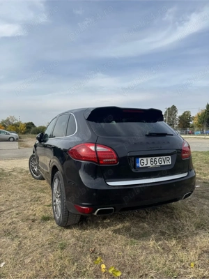 Porsche Cayenne S-Hybrid 2011   V6, 245 kW (333 CP) - imagine 4