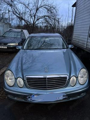 Vând Mercedes e class W211