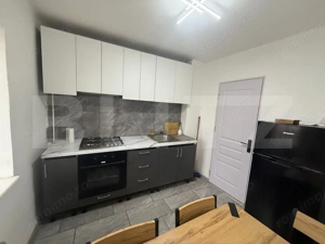 Apartament decomandat etajul 1, 52 mp, Rovine ,zona Parculet