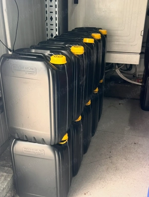 Bidoane de plastic 20l 