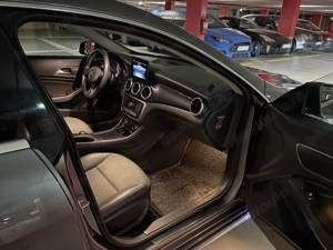 Mercedes CLA 180  - imagine 7