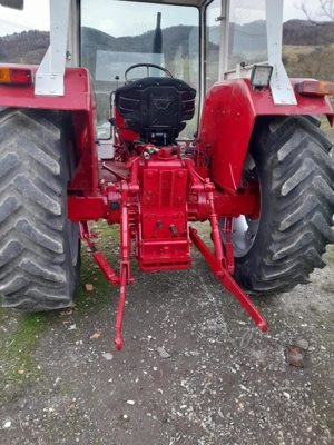 Vând tractor internațional stare f bună  internațional 744 pret 6.500 euro  - imagine 3