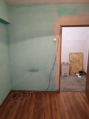 Vand apartament cu trei camere Pitesti - imagine 9