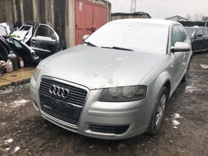 Bara Fata Audi A3 8P 1.6 MPI BSE 102 cp 75 cp argintie LY7W - imagine 2